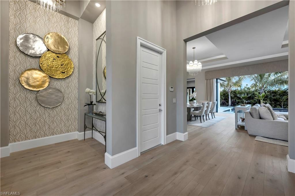 PARK SHORE - Residential