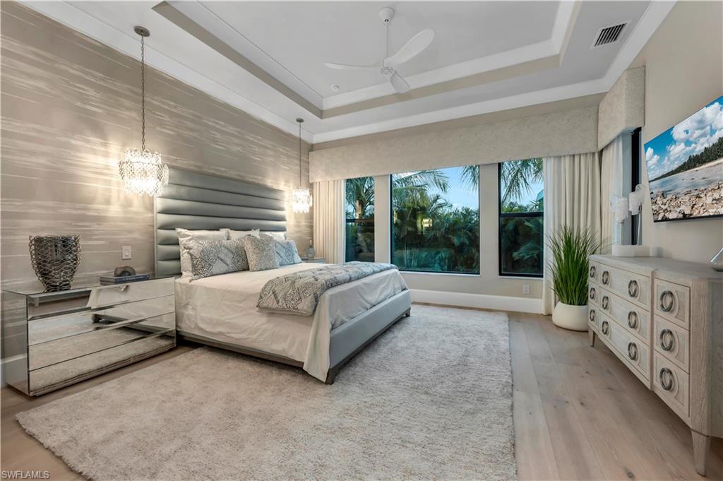 PARK SHORE - Residential