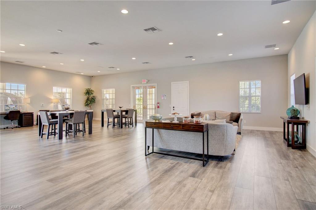 PROVINCE PARK - Residential Lease