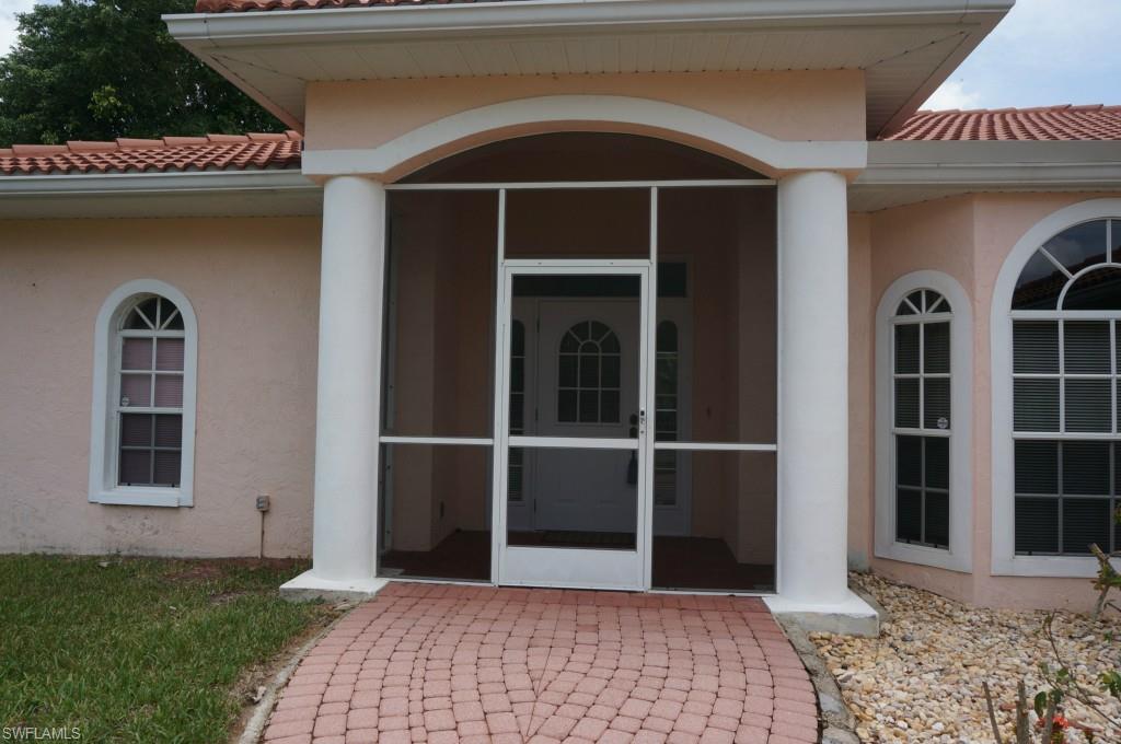 COUNTRY CLUB ESTATES - Residential