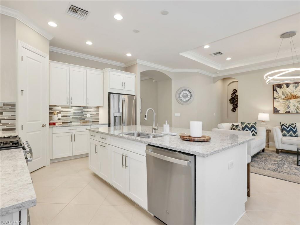 ESPLANADE AT HACIENDA LAKES - Residential