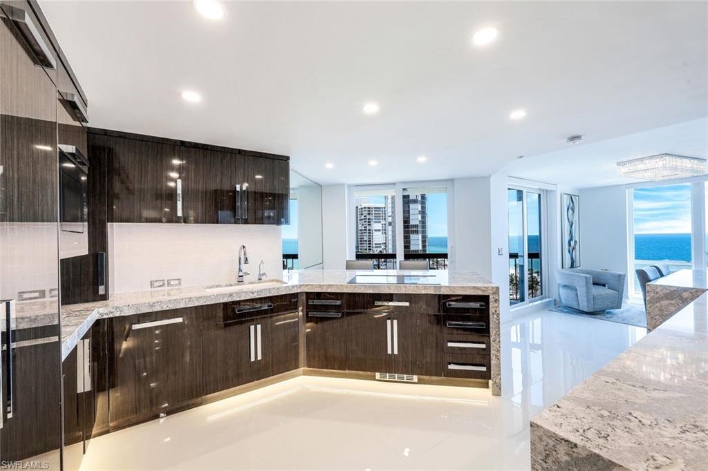 ESPLANADE CLUB - Residential
