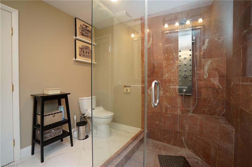 OAKES ESTATES - Residential