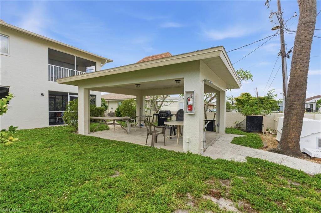 CARIBBEAN BREEZE CONDO - Residential
