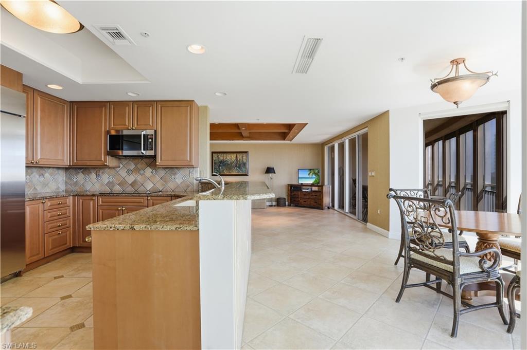 ESTANCIA - Residential