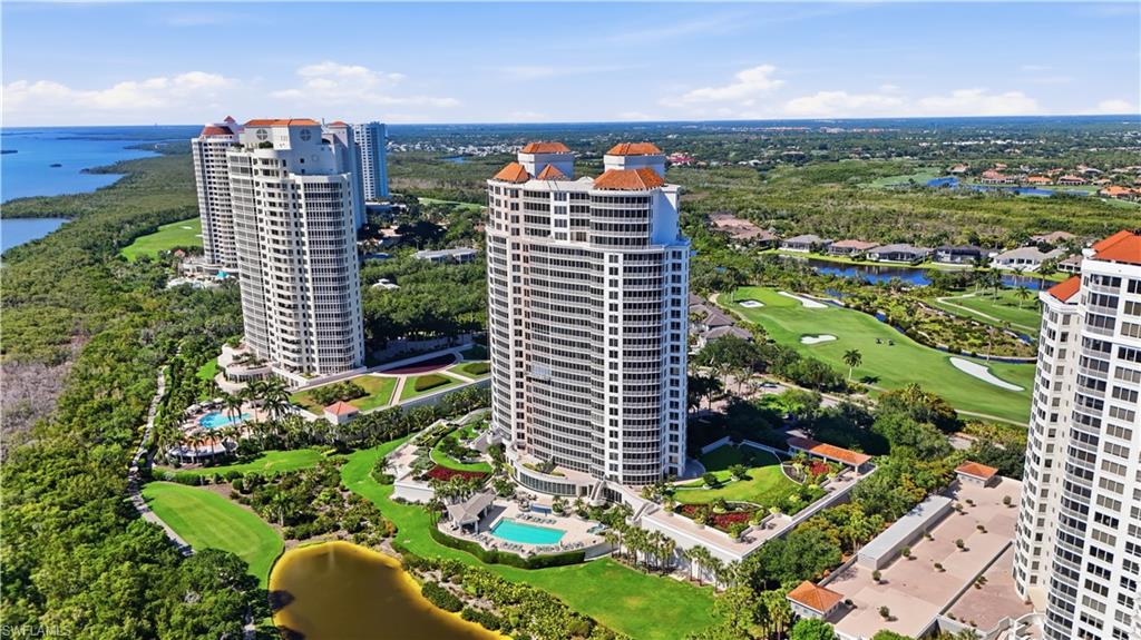 ESTANCIA - Residential