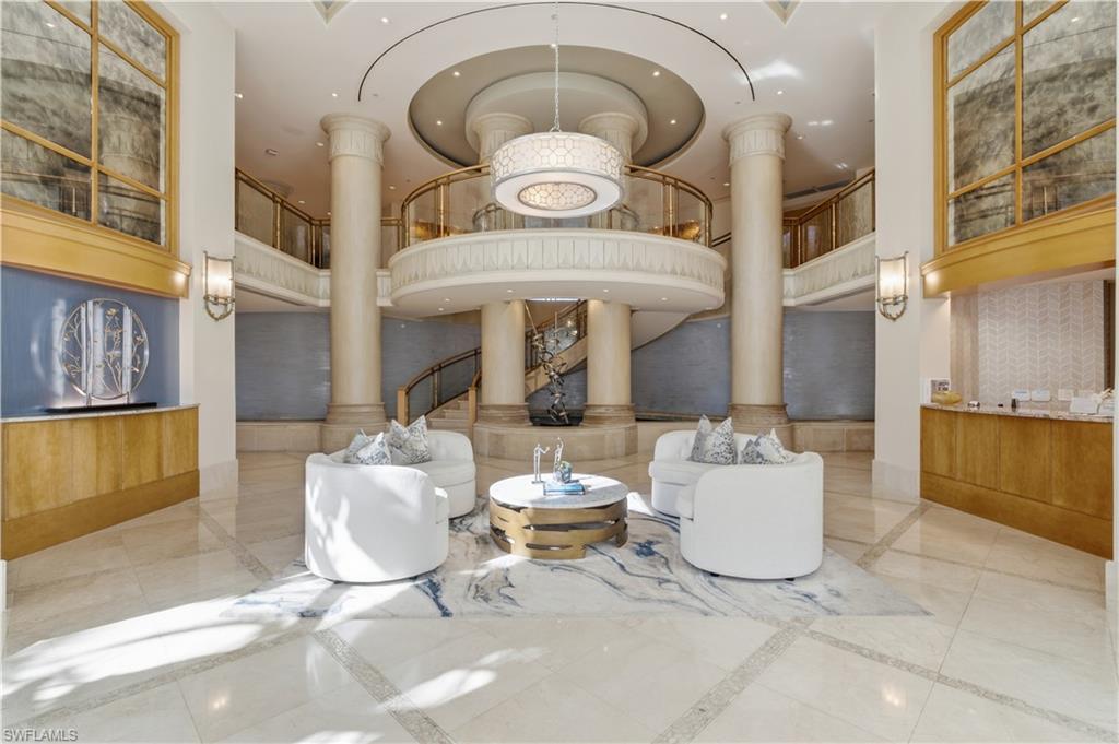 ESTANCIA - Residential