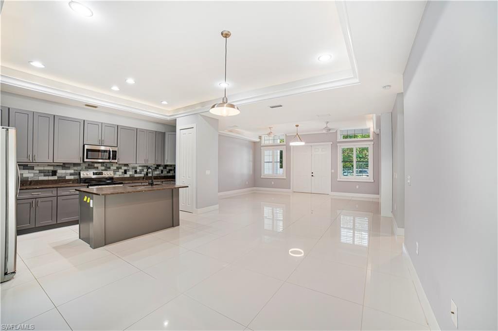 GOLDEN GATE ESTATES - Residential Lease