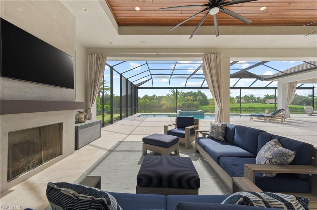 QUAIL WEST - Residential
