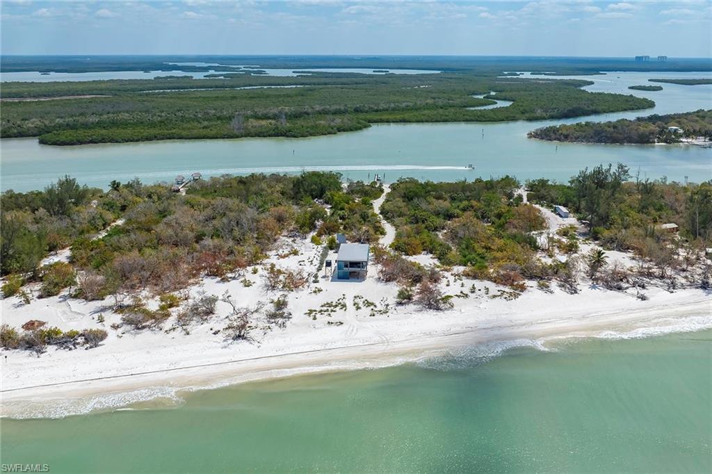 KEEWAYDIN ISLAND - Residential