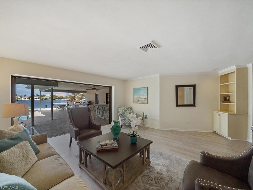 PARK SHORE - Residential