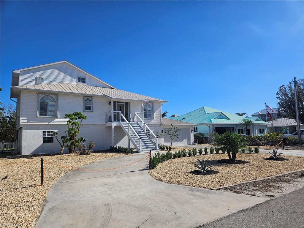 LAGUNA SHORES - Residential