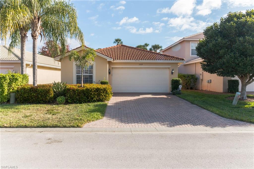 BOTANICA LAKES - Residential