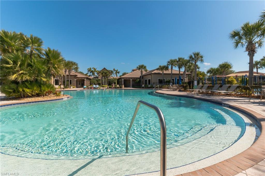 BOTANICA LAKES - Residential