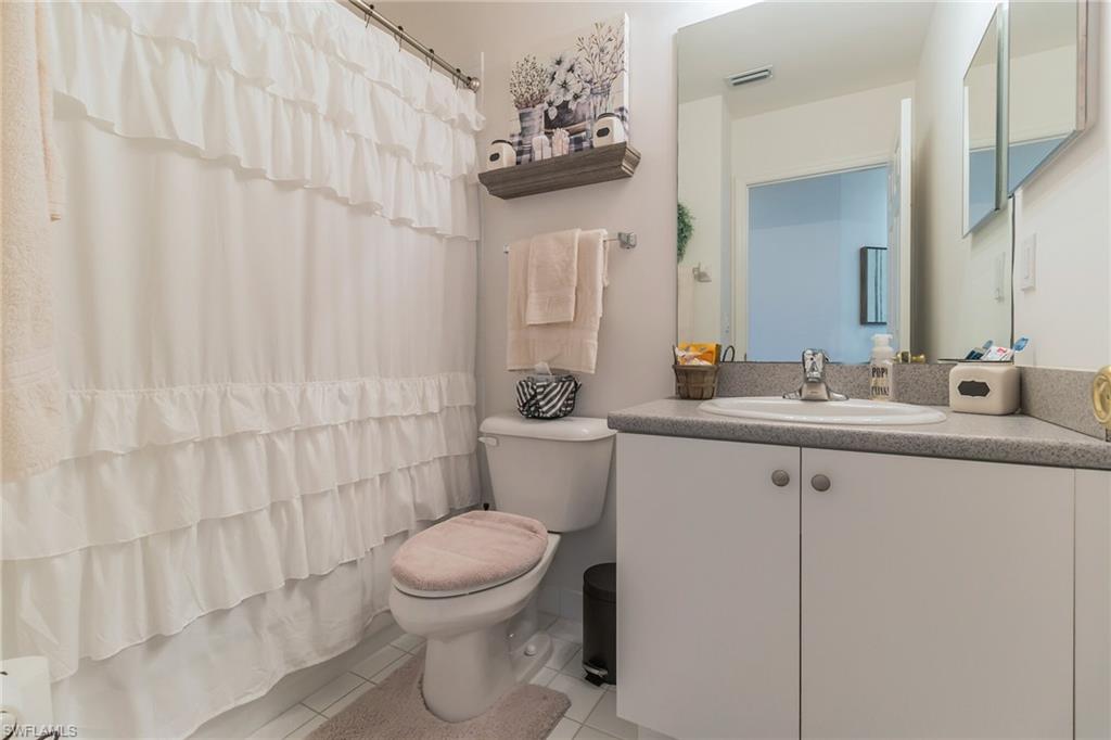 BOTANICA LAKES - Residential