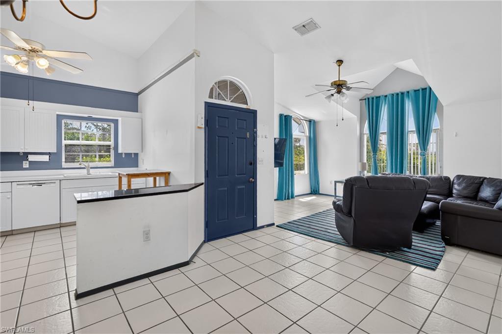SUMMERLIN TRACE CONDO - Residential