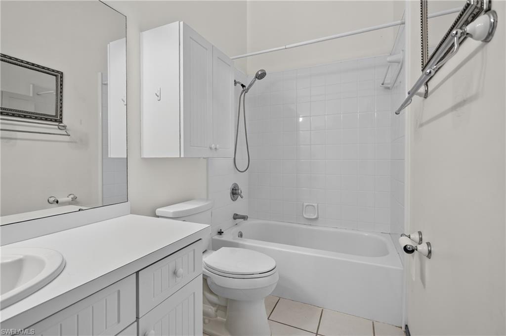 SUMMERLIN TRACE CONDO - Residential