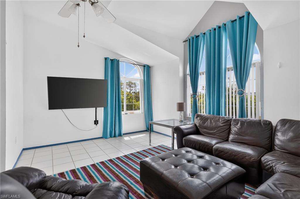 SUMMERLIN TRACE CONDO - Residential