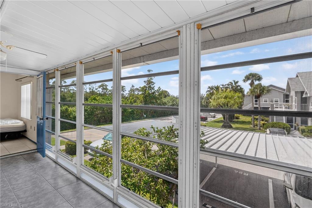 SUMMERLIN TRACE CONDO - Residential