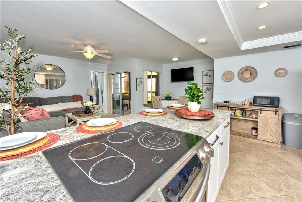 LAKEWOOD - Residential