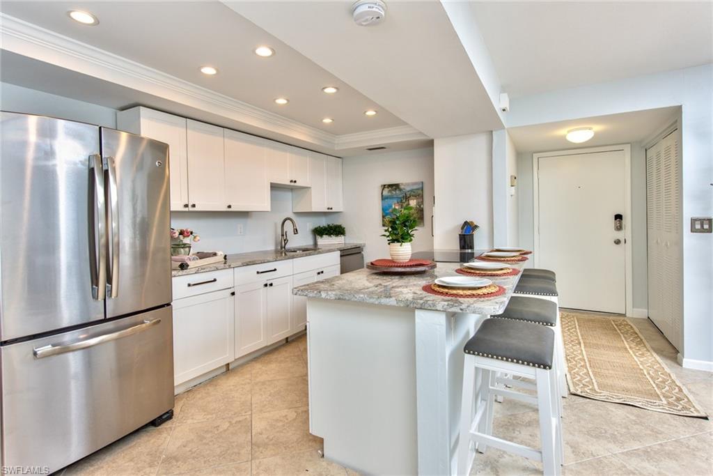 LAKEWOOD - Residential