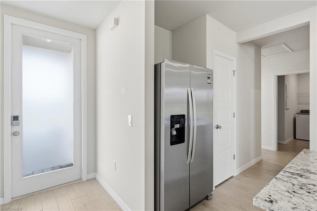 CRESCENT LAKES - Residential Lease