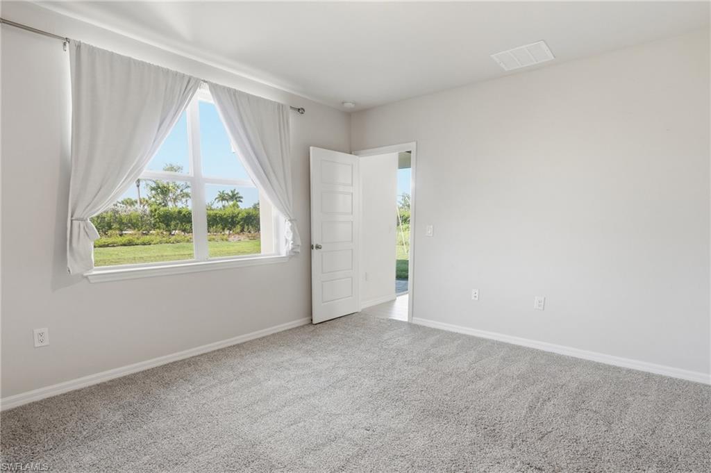CRESCENT LAKES - Residential Lease