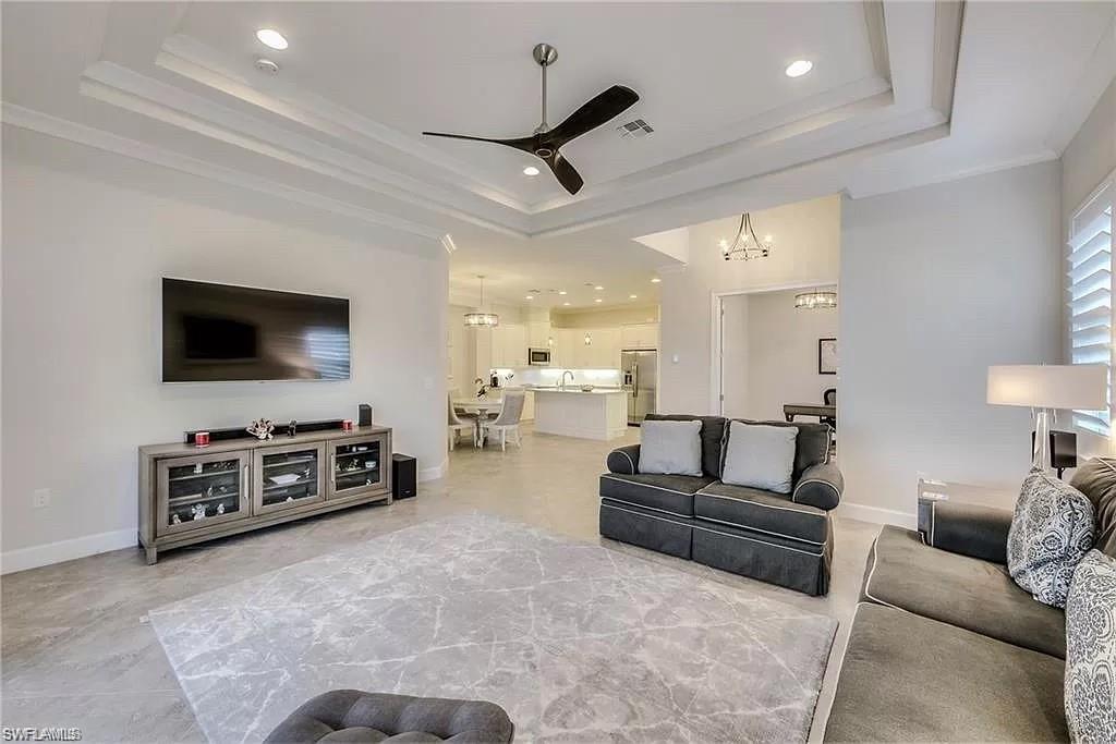 ISLES OF COLLIER PRESERVE - Residential