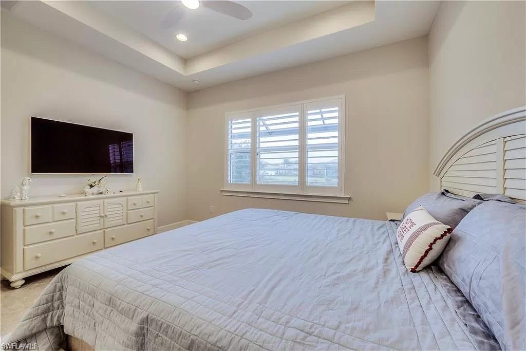 ISLES OF COLLIER PRESERVE - Residential