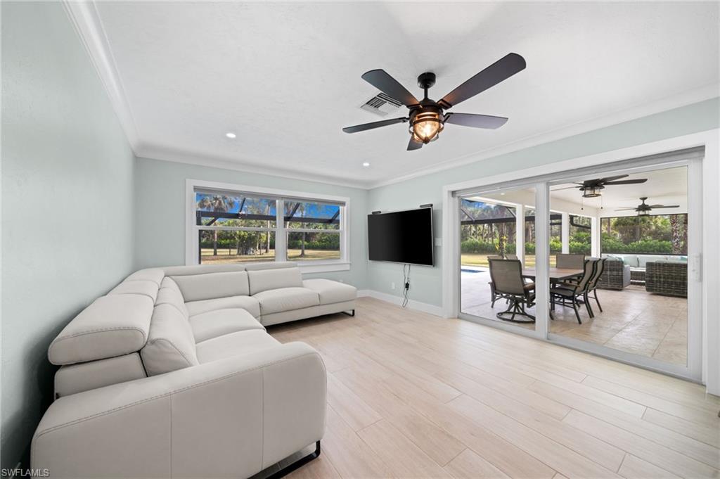 LOGAN WOODS - Residential