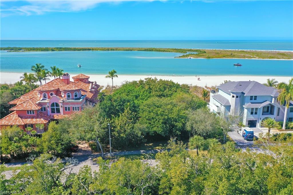HIDEAWAY BEACH - Land