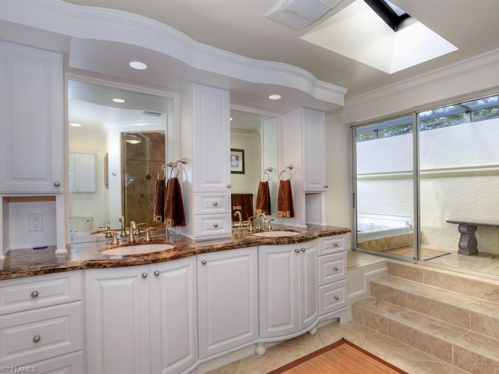 BURTWOOD - Residential