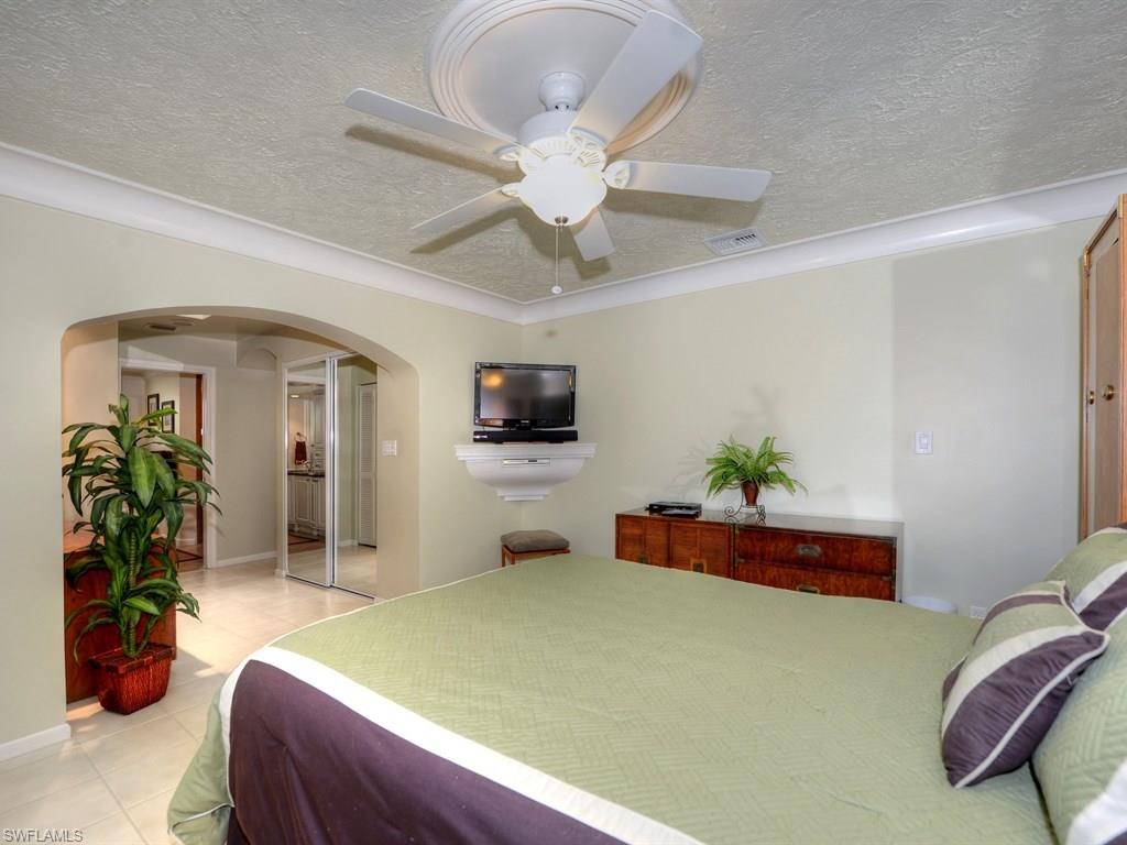 BURTWOOD - Residential