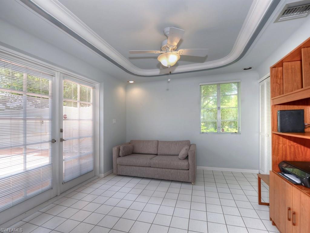 BURTWOOD - Residential