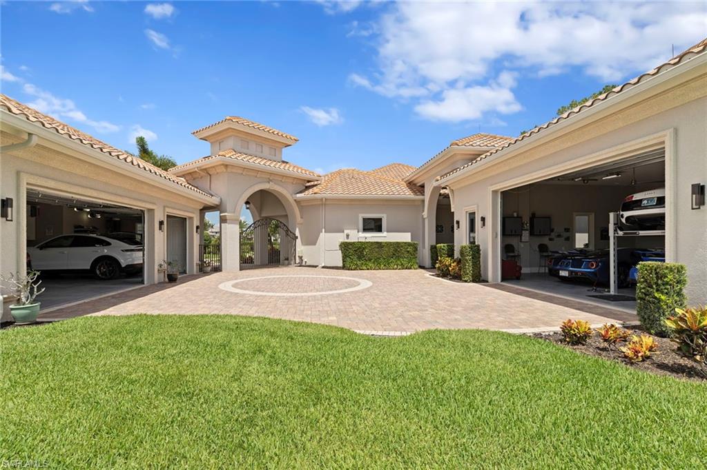 QUAIL WEST - Residential