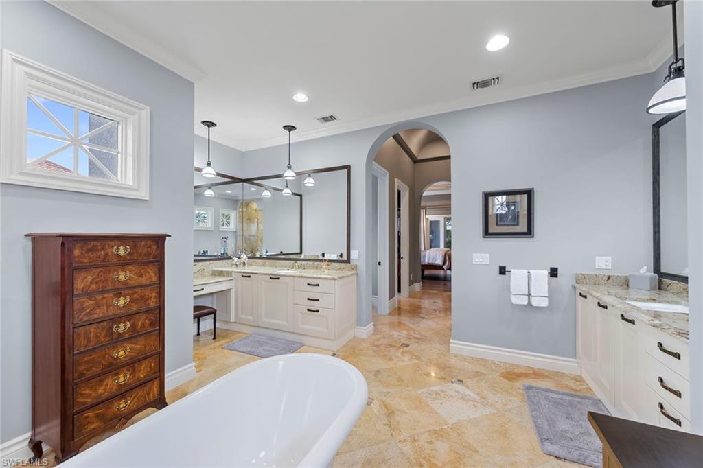 QUAIL WEST - Residential