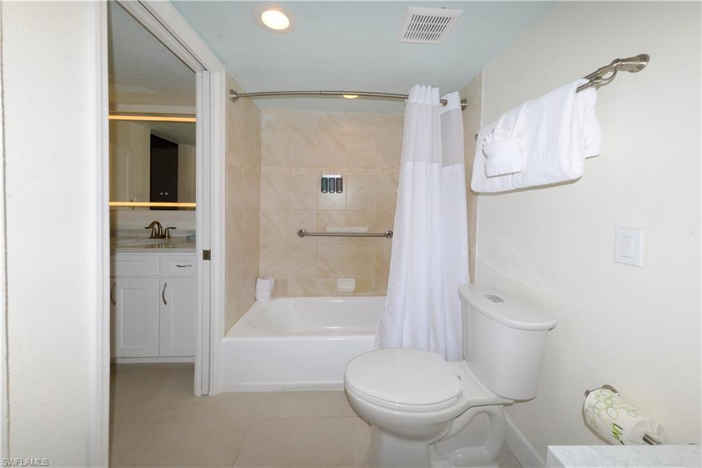 COTTAGE COLONY WEST CONDO - Residential