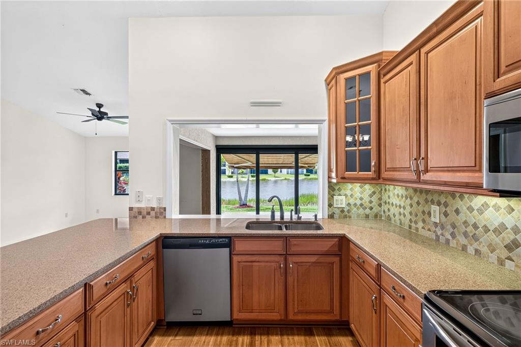SINGLE FAMILY VILLAGE - Residential