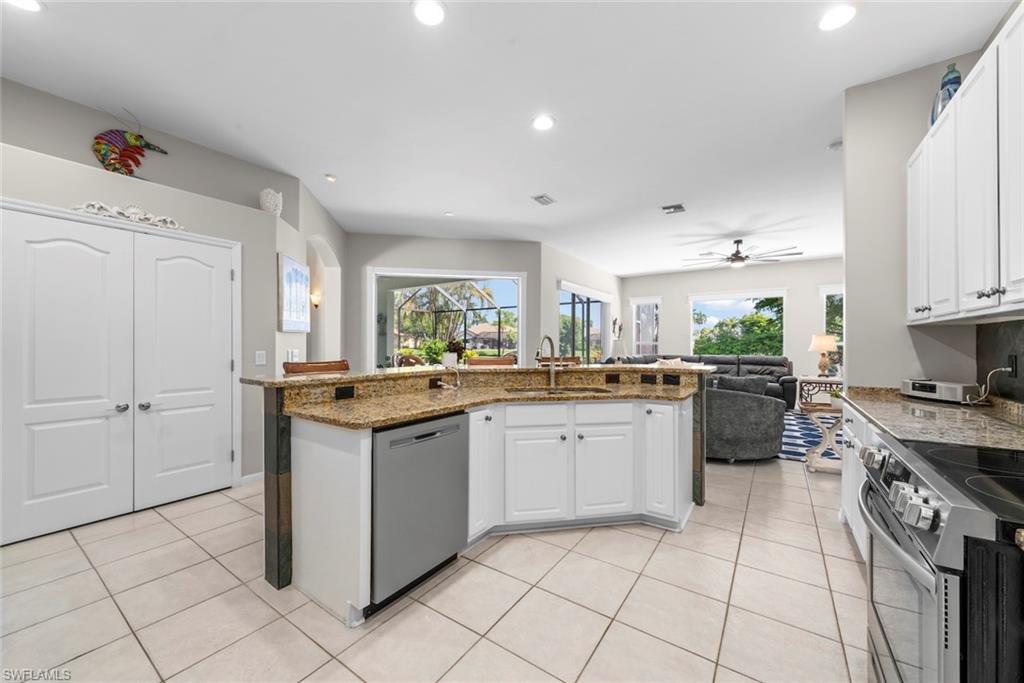 FIDDLESTICKS COUNTRY CLUB - Residential