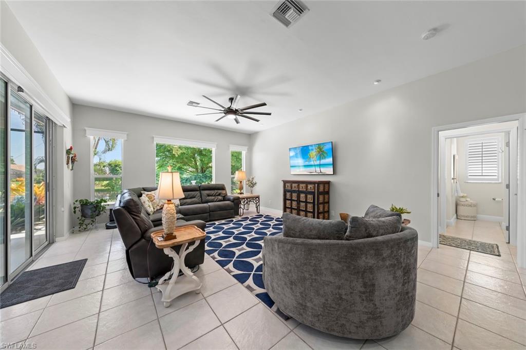 FIDDLESTICKS COUNTRY CLUB - Residential