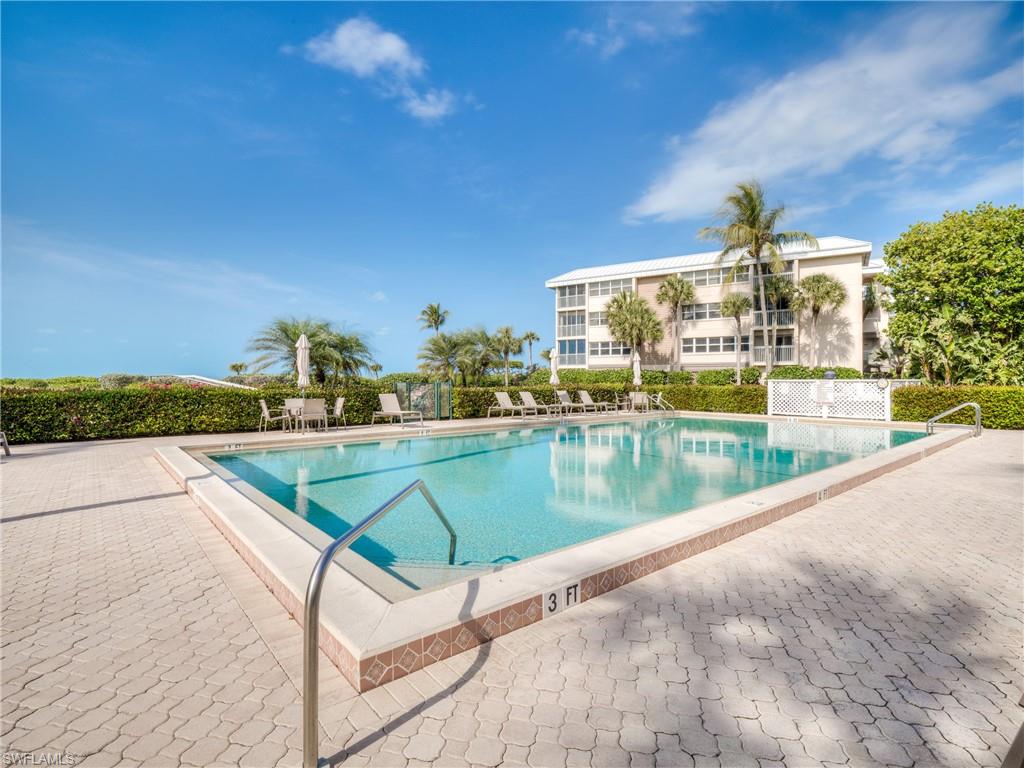 SOMERSET AT THE REEF - Residential