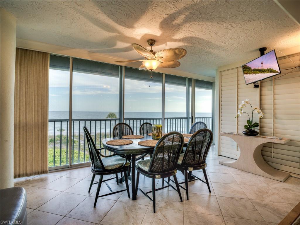 SOMERSET AT THE REEF - Residential