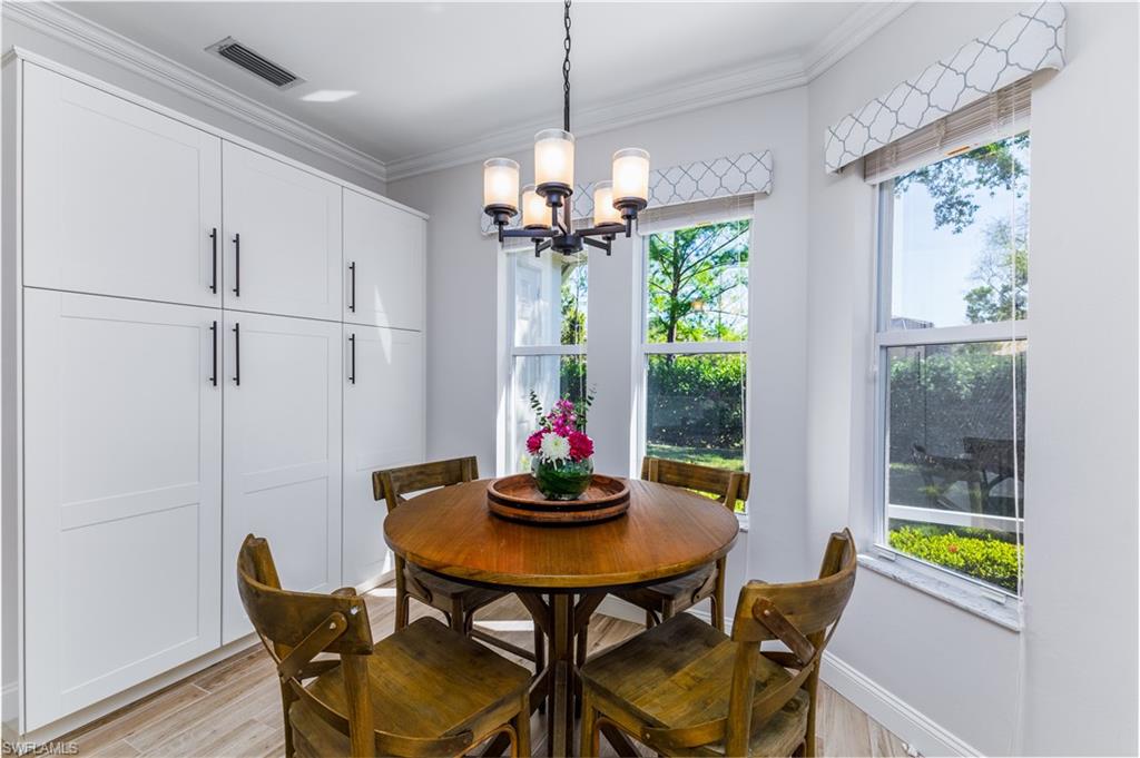 COLONIAL OAKS - Residential