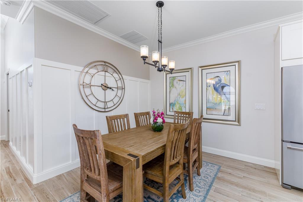 COLONIAL OAKS - Residential