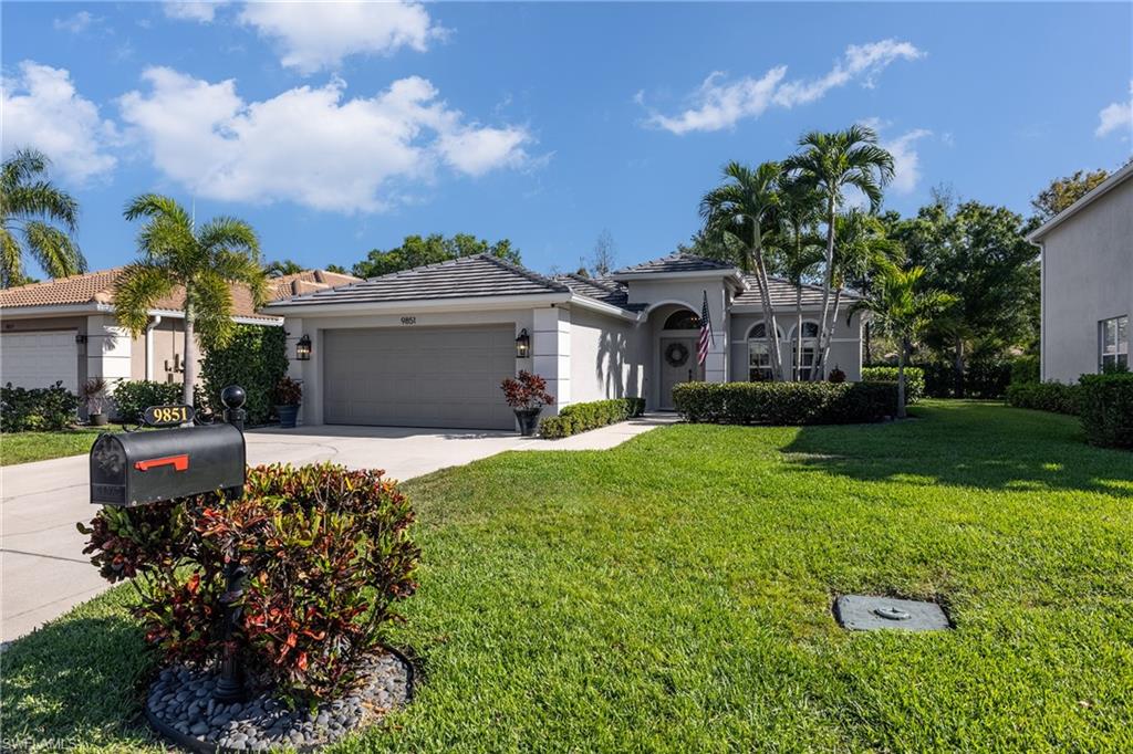 COLONIAL OAKS - Residential