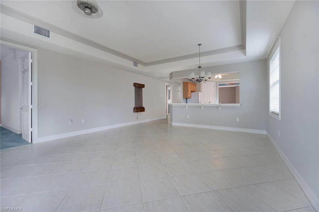 LANCASTER SQUARE - Residential