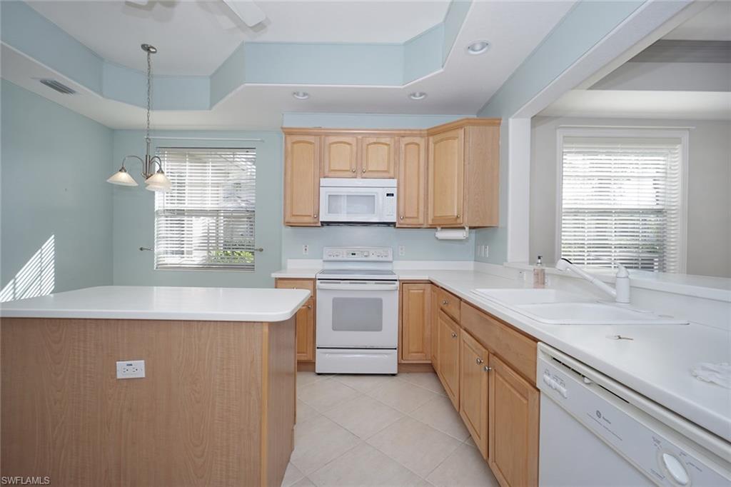 LANCASTER SQUARE - Residential