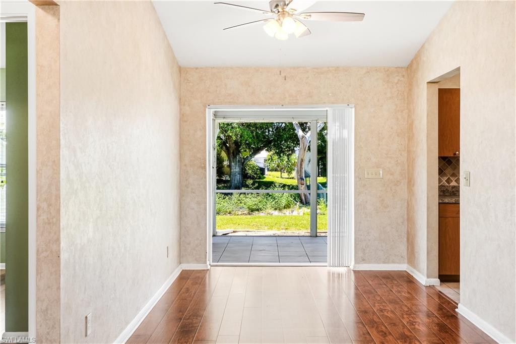 SAN CARLOS PARK - Residential