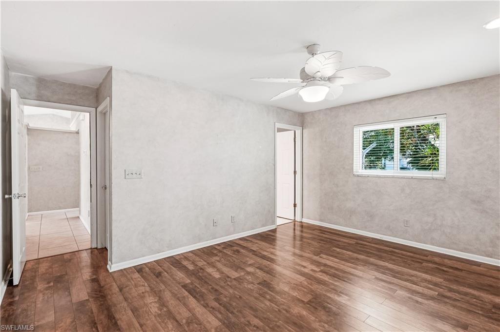 SAN CARLOS PARK - Residential