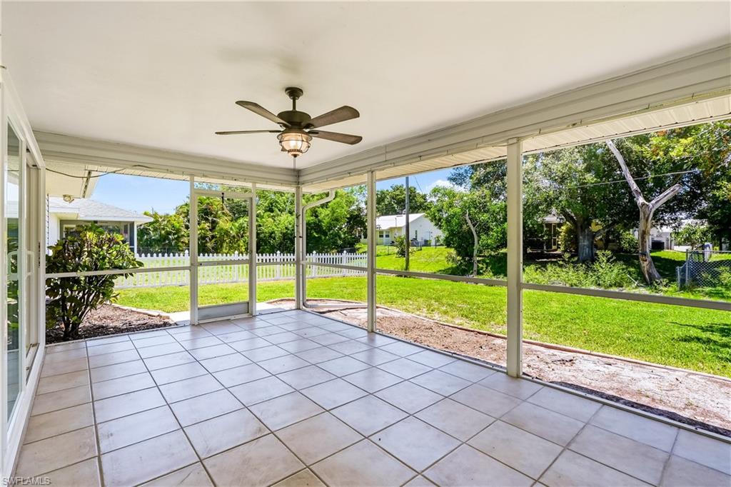 SAN CARLOS PARK - Residential